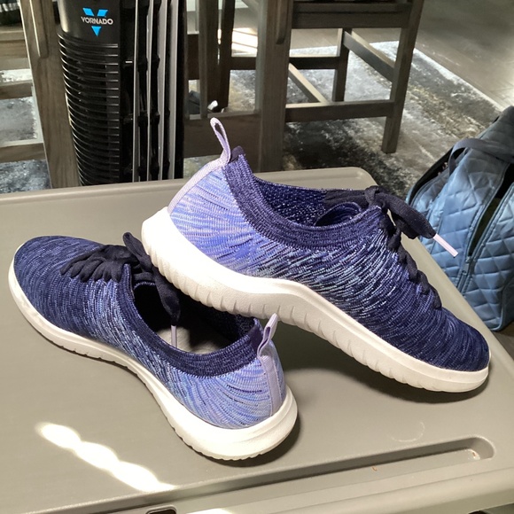 Clarks Cloud Stepper Shoes - Picture 4 of 4